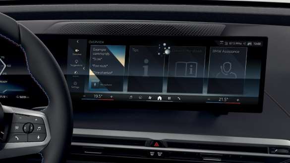 BMW iX M60 i20 2022 electric SUV electric car BMW Intelligent Personal Assistant BMW Curved Display