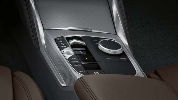 Steptronic Sport transmission BMW M440i xDrive Coupé G22 2020 BMW M440i xDrive Coupé G22 2020 Steptronic Sport transmission interior detail selector lever