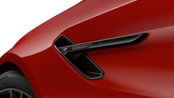 M Side Gill in Black high-gloss BMW M5 Competition F90 2020 M Side Gill in Black high-gloss BMW M5 Competition F90 LCI Facelift 2020 BMW Individual Imola Red close-up