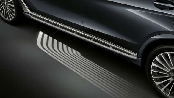 BMW X7 M Automobile with Welcome Light Carpet G07 2019 BMW X7 M Automobile with Welcome Light Carpet G07 2019