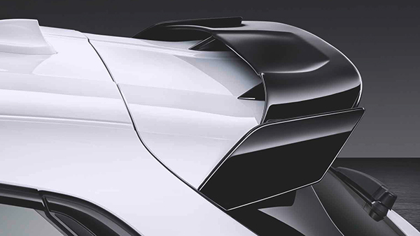 https://www.bmw.com/content/dam/bmw/common/accessories/images/f40_mperf_roof_edge_spoiler_in_black_high_gloss_a0274583.jpg