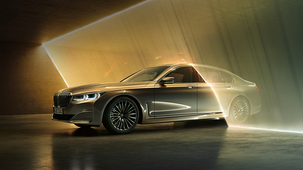 BMW 7 Series Sedan G11 Light staging rear BMW 7 Series Sedan G11: Light staging on the rear, close-up