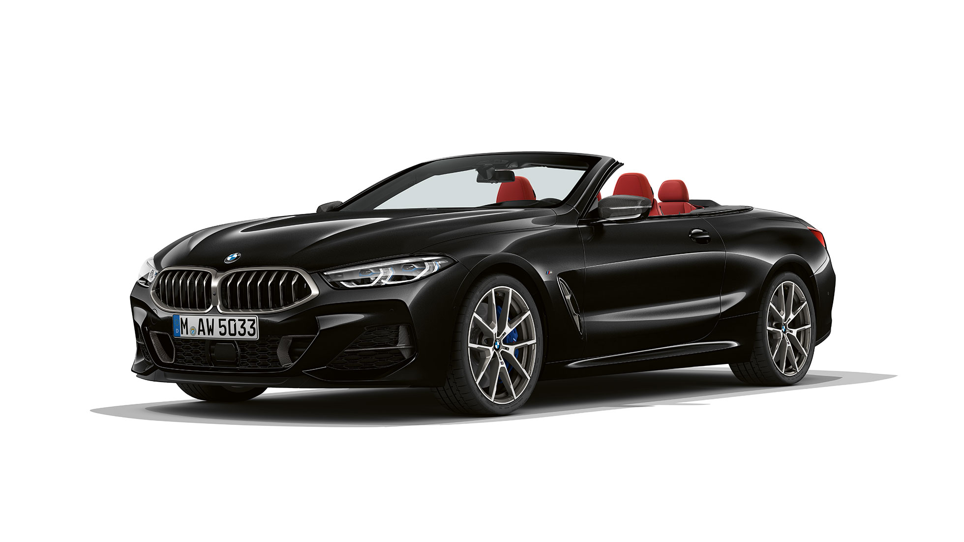 BMW M850i xDrive, Carbon Black metallic, three-quarter view front G14. BMW M850i xDrive, Carbon Black metallic, three-quarter view front G14.