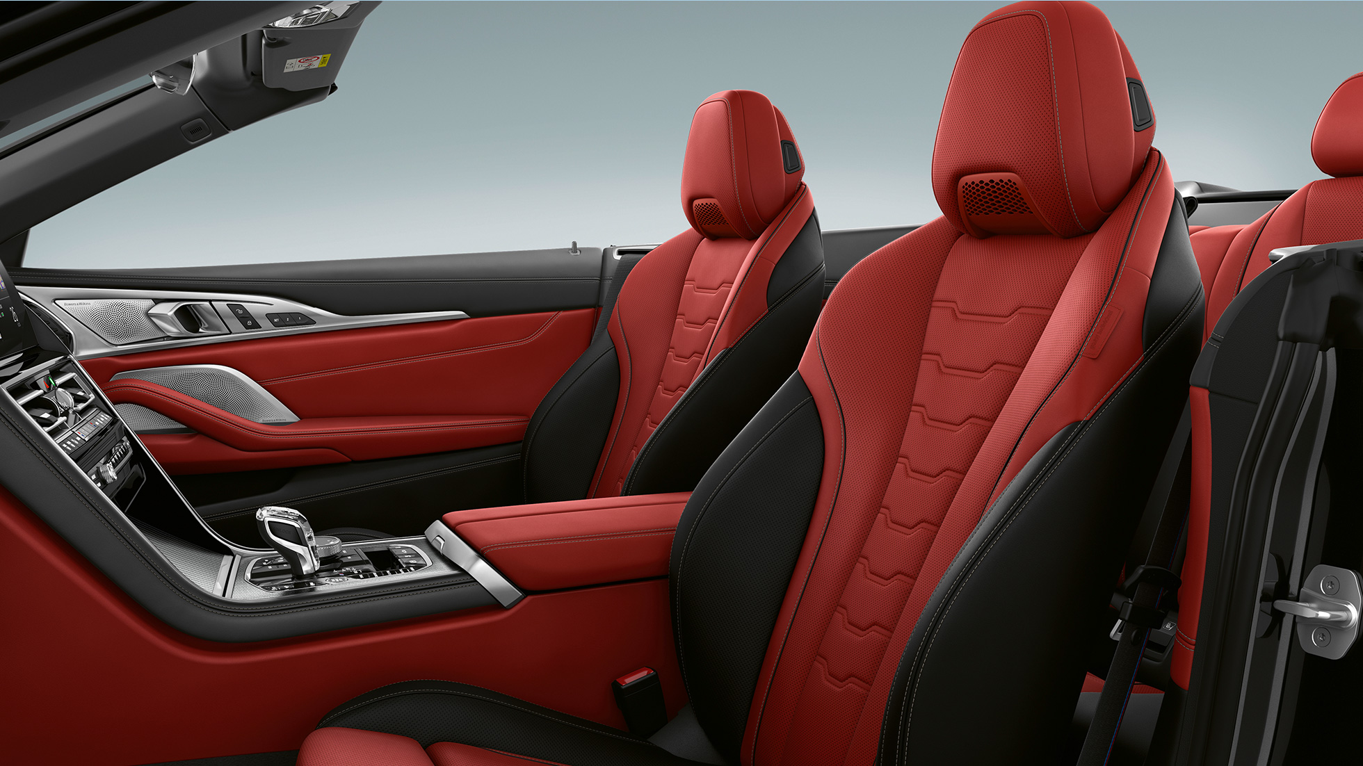 BMW M850i xDrive, Carbon Black metallic, BMW Individual extended leather upholstery in Merino Fiona Red/Black G14. BMW M850i xDrive, Carbon Black metallic, BMW Individual extended leather upholstery in Merino Fiona Red/Black G14.