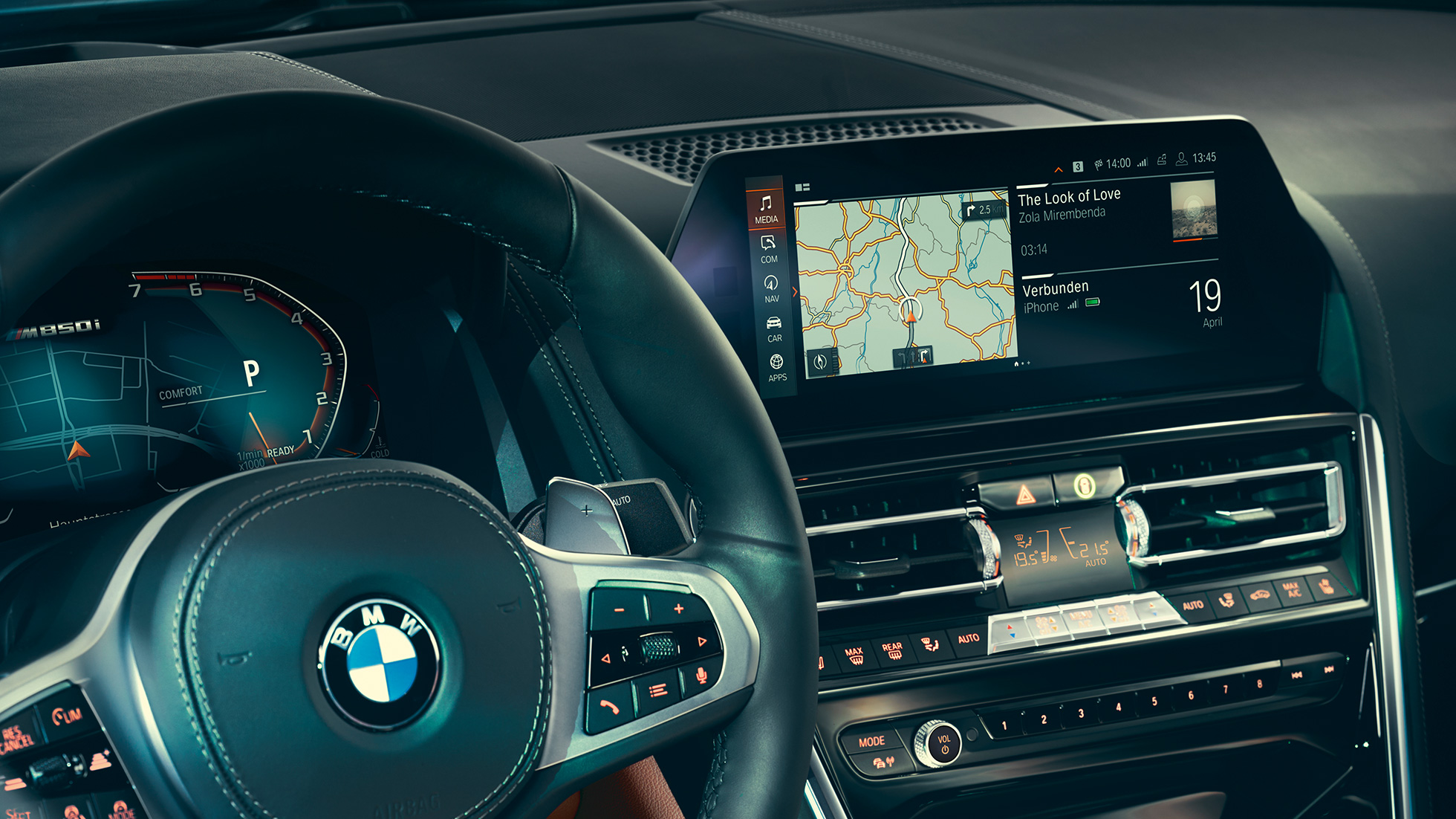 BMW 8 Series Coupé, cockpit G15. BMW 8 Series Coupé, cockpit, close-up view with steering wheel and control display G15.