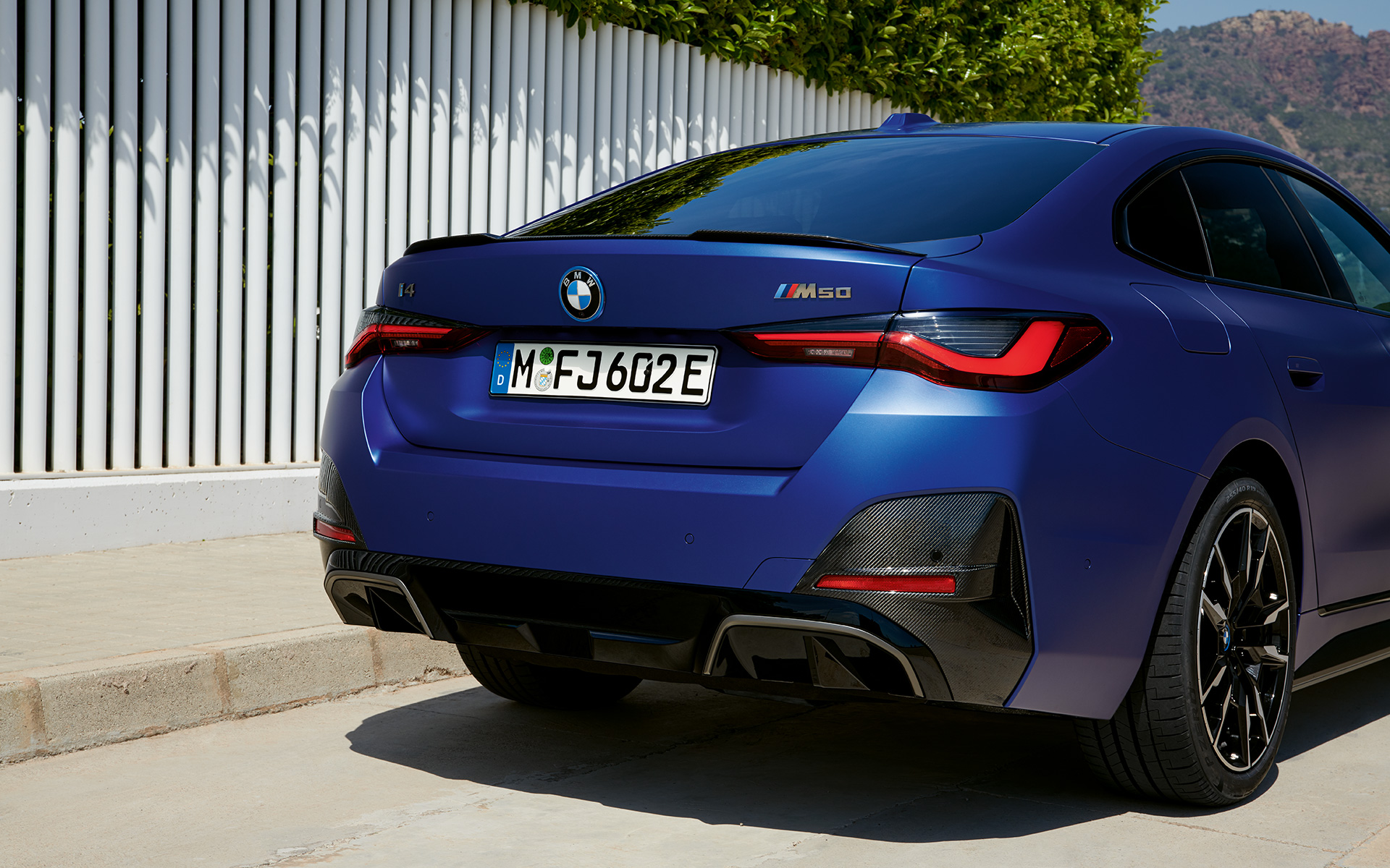 BMW i4 M50 electric car G26E Equipment Charging Range