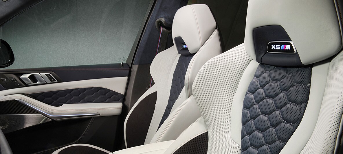 BMW X5 M First Edition SUV F95 2020 interior multifuctional seats full leather 'Merino'/Alcantara combination Silverstone/Night Blue BMW X5 M First Edition SUV F95 2020 interior multifuctional seats full leather 'Merino'/Alcantara combination Silverstone/Night Blue