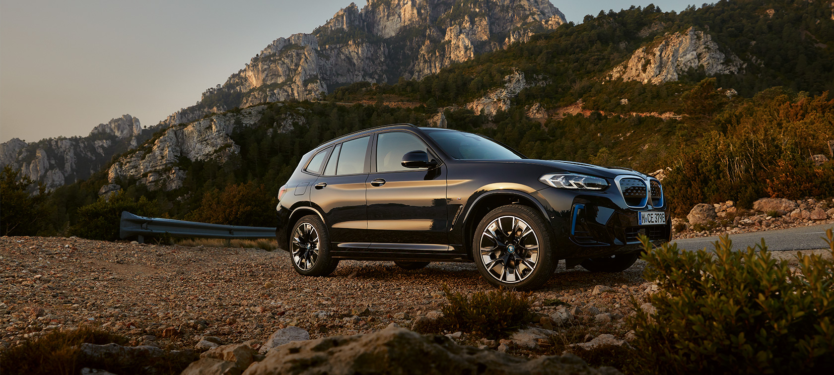 Bmw electric car suv discount
