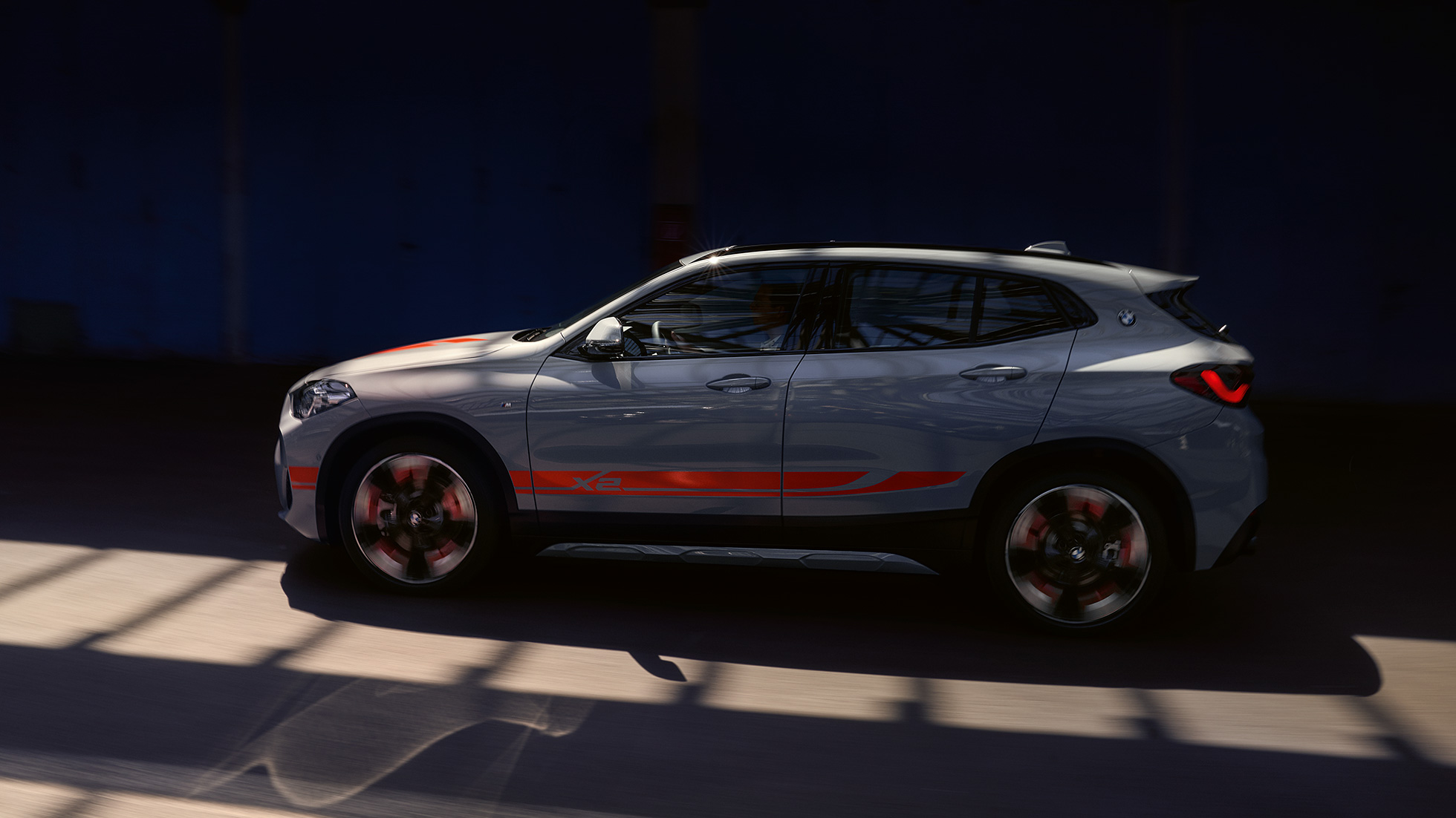 Side view BMW X2 F39 BMW X2 2020 F39 Brooklyn Grey side view