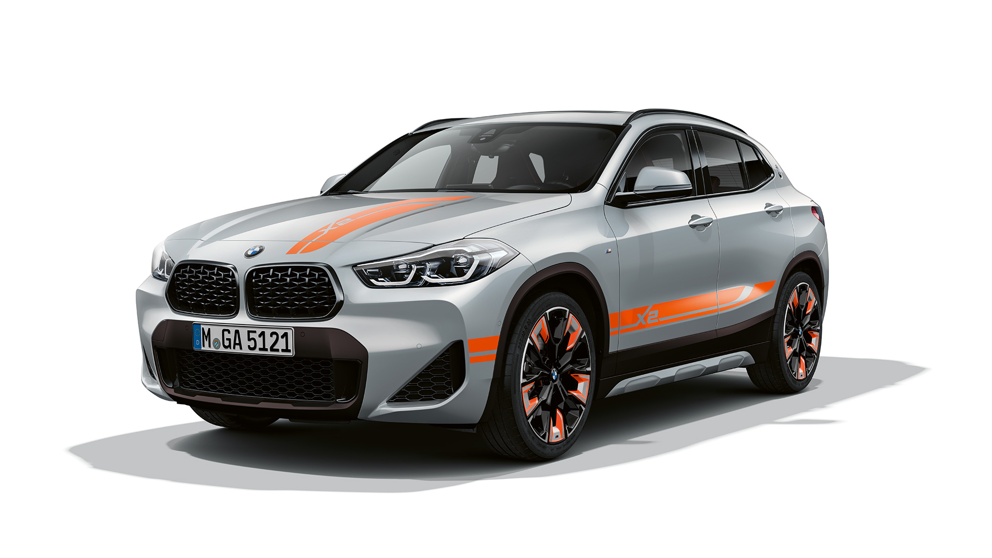 Three quarter front view BMW X2 SUV Model Edition M Mesh F39 BMW X2 SUV Model Edition M Mesh 2020 F39 Brooklyn Grey three quarter front view