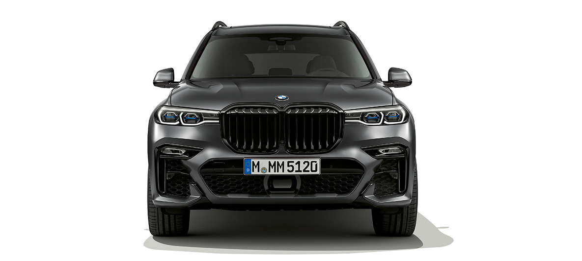 BMW Dark Shadow Edition front view SUV G07 BMW X7 SUV G07 Dark Shadow Edition front view