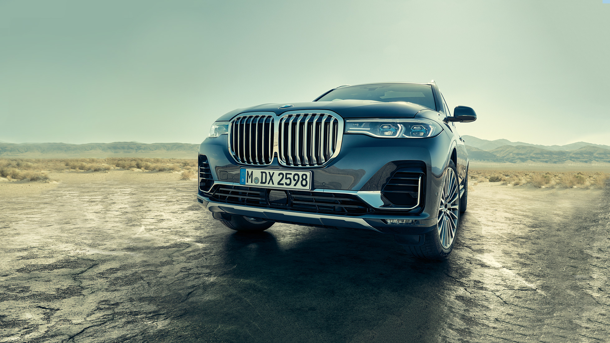 BMW X7 SUV exterior, oblique low-angle-shot G07 BMW X7 SUV exterior: oblique low-angle-shot of the front G07