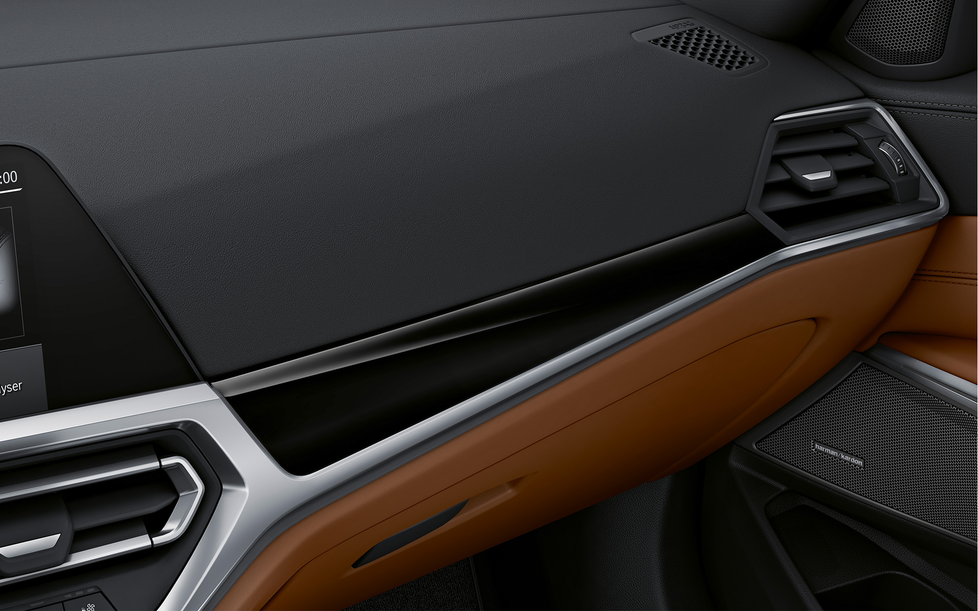 BMW Individual trim finishers piano finish Black close-up BMW Individual trim finishers piano finish Black close-up