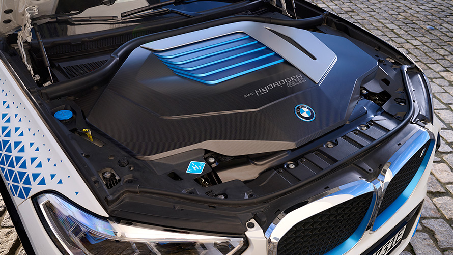 BMW iX5 Hydrogen G05 Hydrogen based mobility and technical data