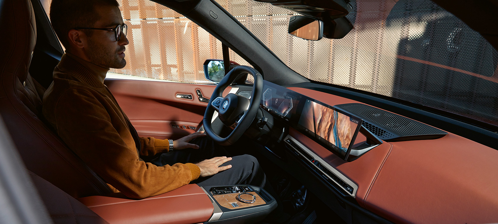 BMW iDrive BMW iDrive pioneering operating concept from BMW ConnectedDrive
