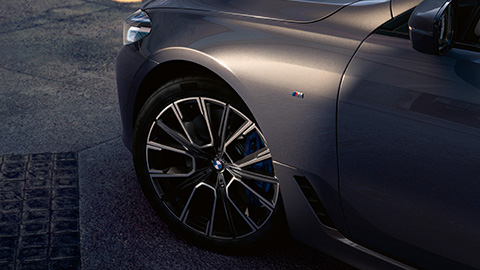 BMW 6 Series Gran Tursimo light alloy wheels close-up