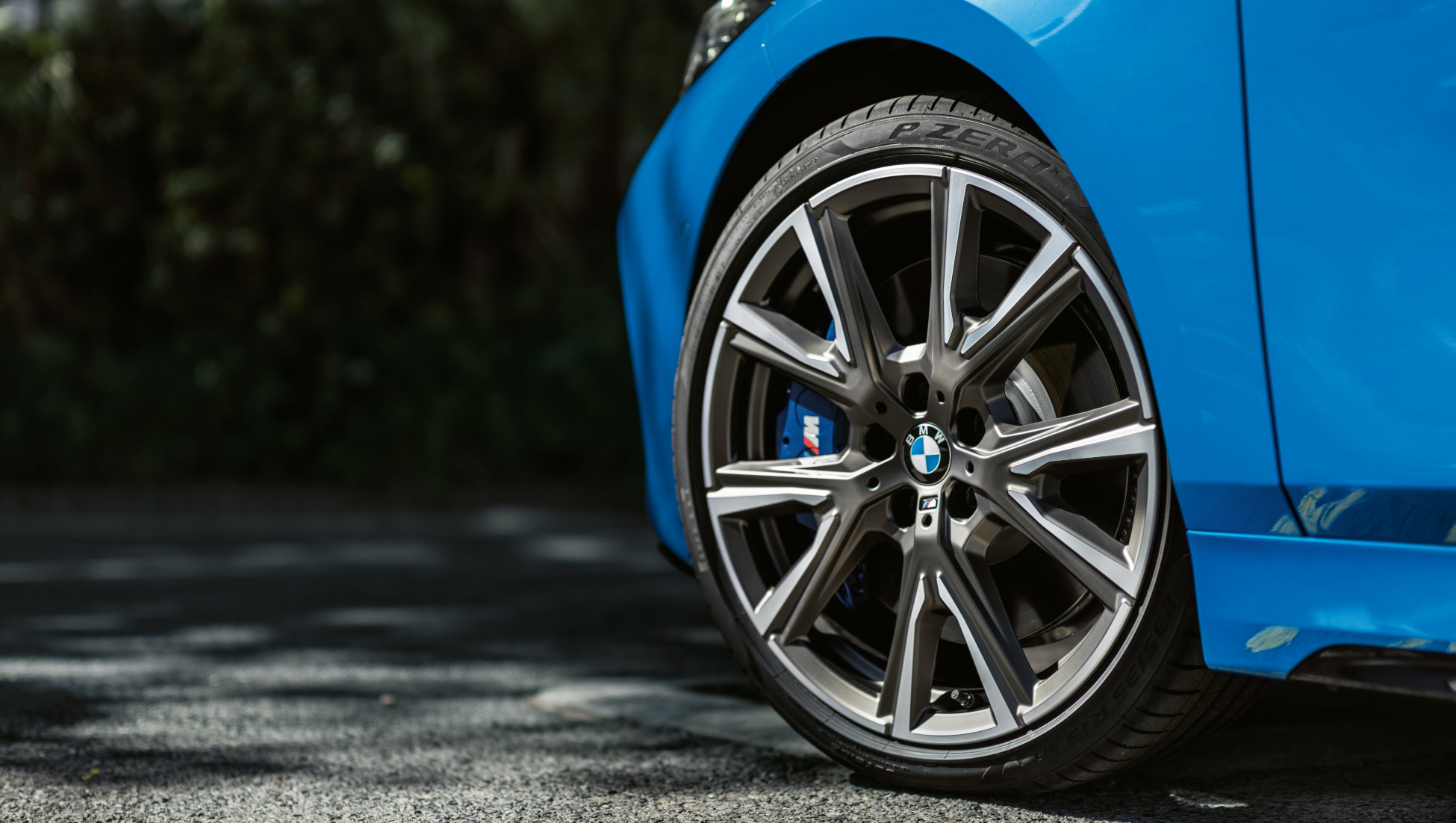 BMW TRAINED TECHNICIANS[3]