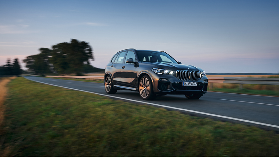 BMW X3 G01 third generation side view standing BMW X Series BMW X3 G01 third generation side view standing