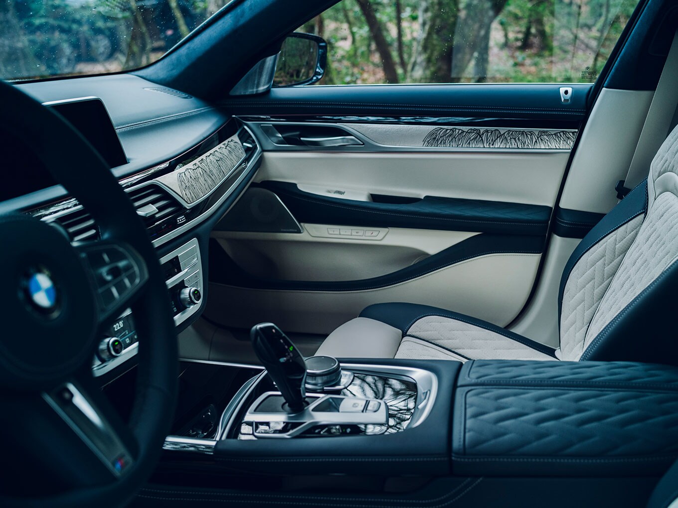 Bmw 7シリーズ Pure Metal Edition ドイツと日本 技と美の純粋な結晶 Bmw 7シリーズ Pure Metal Edition ドイツと日本 技と美の純粋な結晶