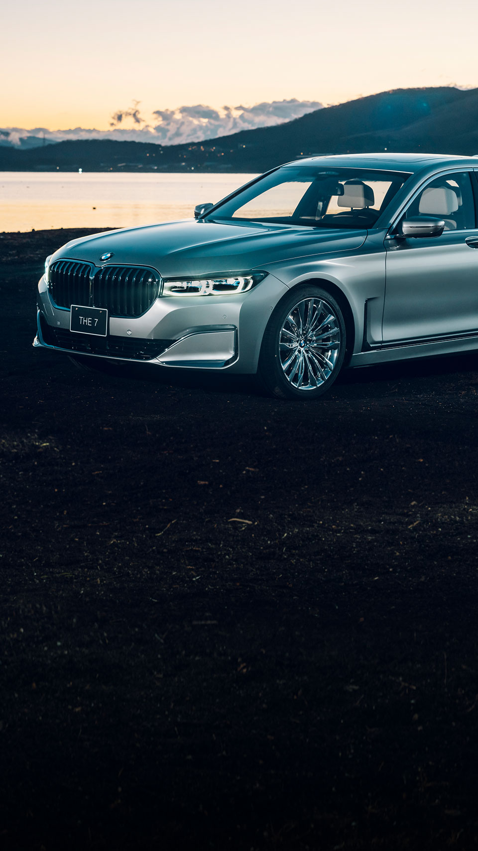 BMW 7シリーズ “PURE METAL EDITION”-ドイツと日本、技と美の純粋な結晶。