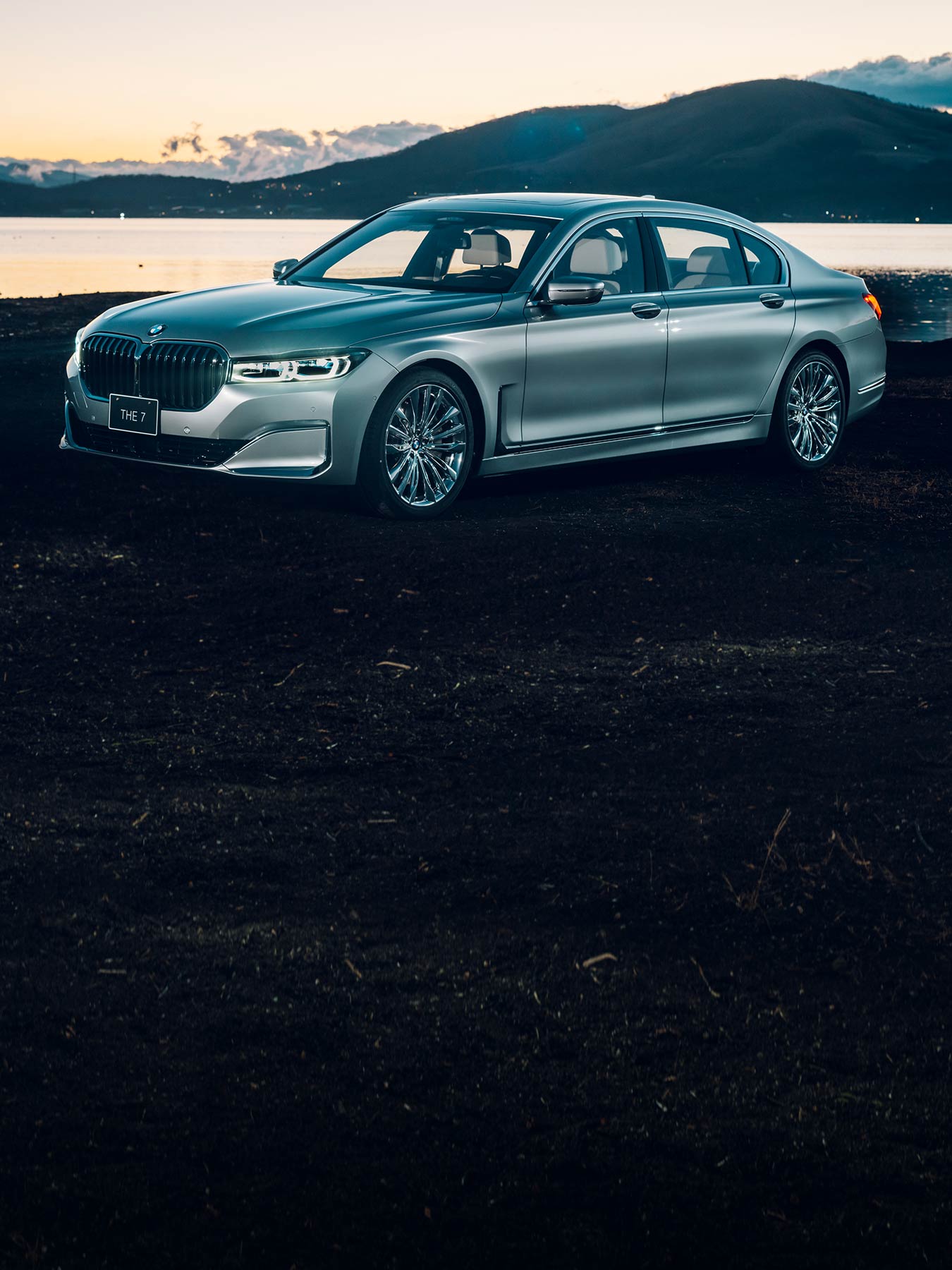 BMW 7シリーズ “PURE METAL EDITION”-ドイツと日本、技と美の純粋な結晶。