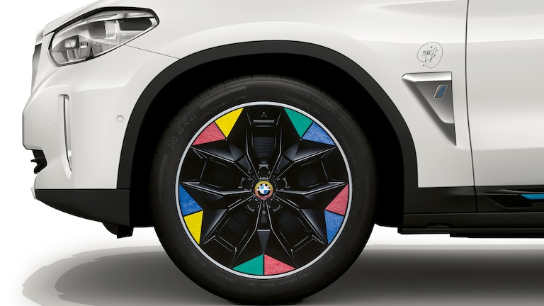 BMW iX3 Spencer Mar Guilburt design anrtwork aerodynamic rims