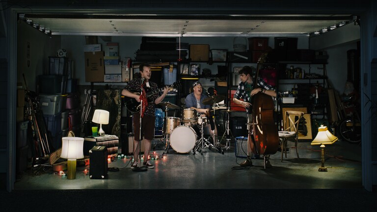 band prova in un garage