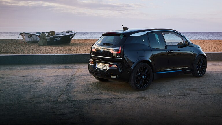 This love never gets rusty