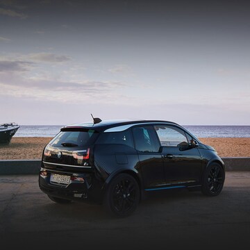 This love never gets rusty