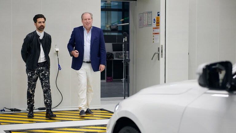 This is how BMW composes the sound of e-mobility | BMW.com