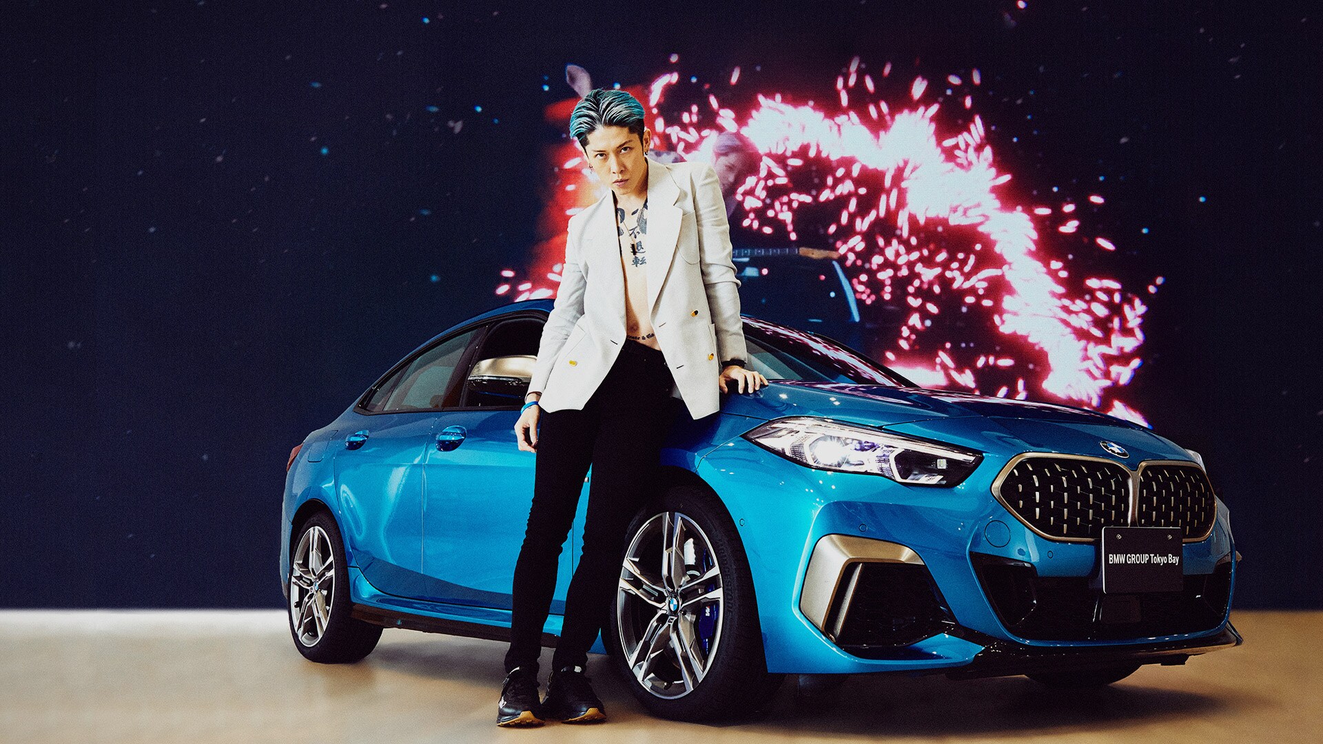 Miyavi Meets Bmw The 2 Gran Coupe 時代のその先へ 駆けぬけるスピードを Bmw Com Japan