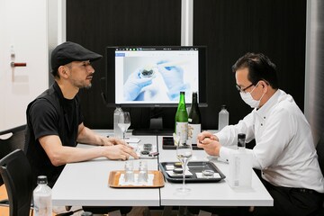 キャビアにはウォッカと思われがちだか、日本酒とも相性が良い