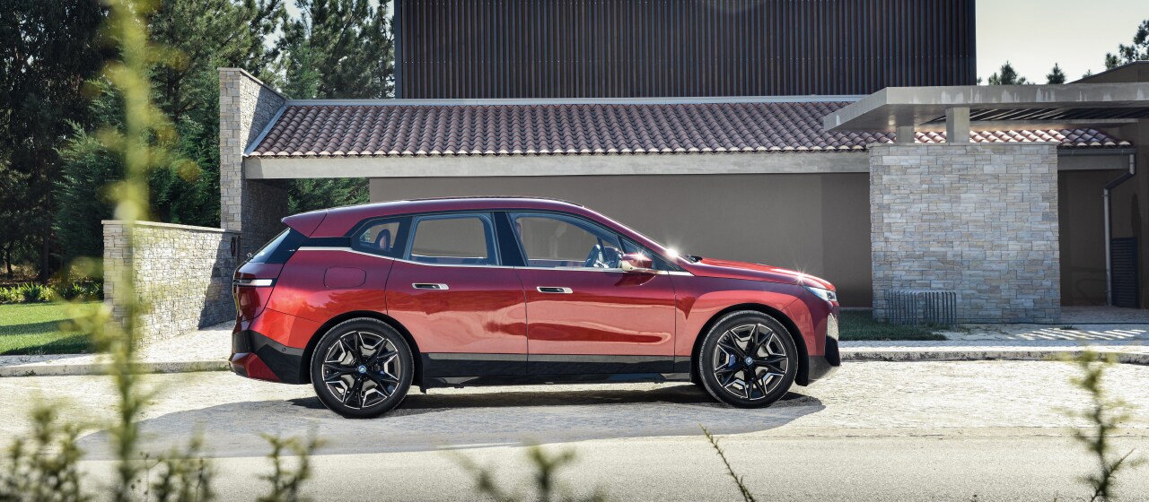 THE iX
