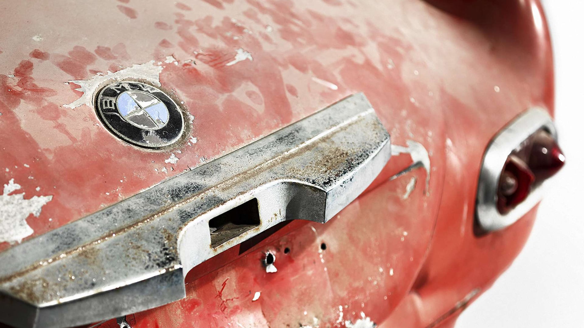 BMW 507 vista del maletero antes de la restauración