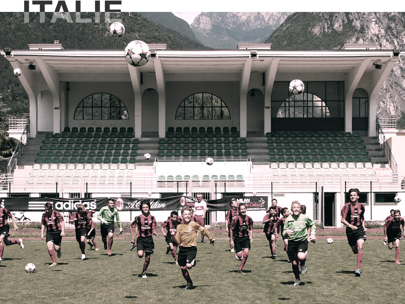 Entraînement aux camps de football du Milan AC