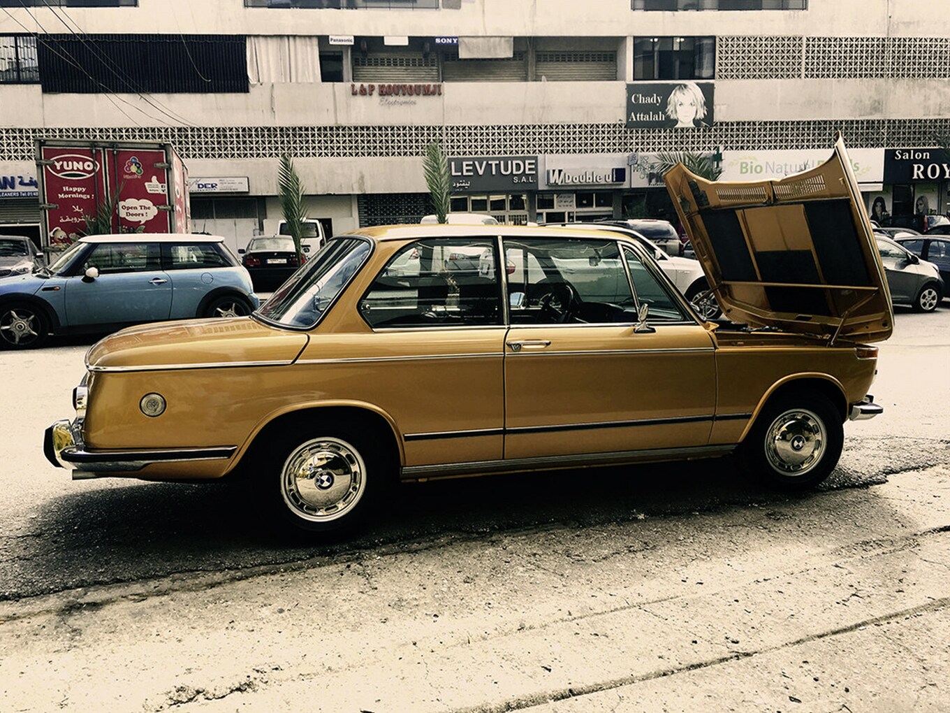 Bmw 2002 A Gold Treasure From The Orient