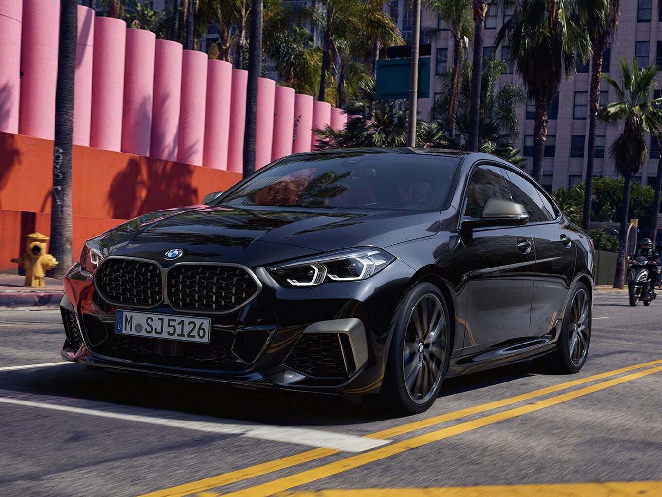 BMW M235i xDrive グランクーペ