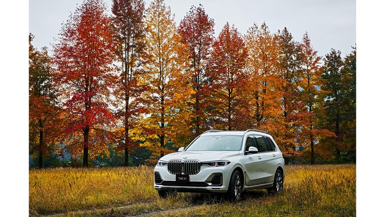BMW X7 M50i フロントビュー