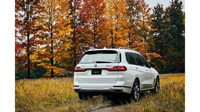 BMW X7 M50i バッグビュー