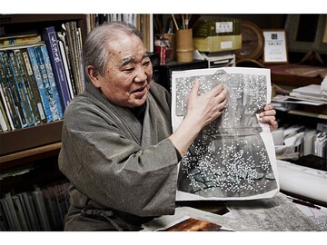 加賀友禅のスケッチと柿本市郎さん