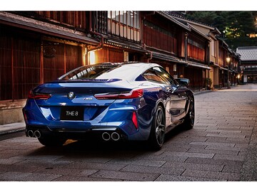 BMW M8クーペ ルーフライン