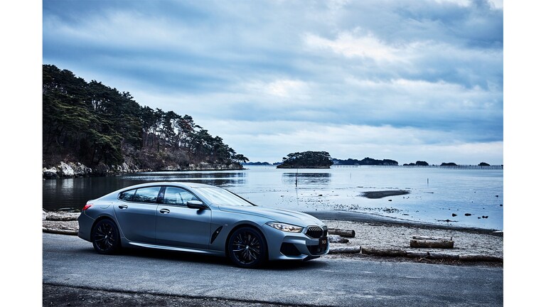 流線型スポーティなデザインと、広い居住性を両立させた究極のラグジュアリーカー「BMW 840d xDrive Gran Coupé M Sport」。