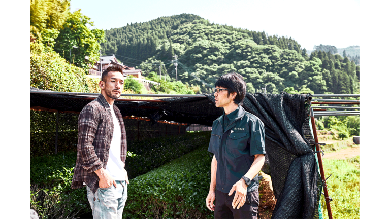 「茶師十段」の称号を持つ星野製茶園の山口真也さん。星野製茶園は抹茶をつかったチョコレートなど、新しい取り組みにも挑戦している。
