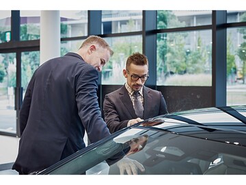 中田英寿とBMW JAPANクリスチャン・ヴィードマン社長