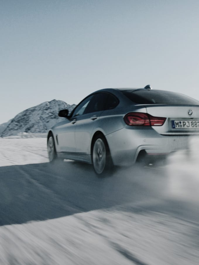 How to drive safely on snow and ice