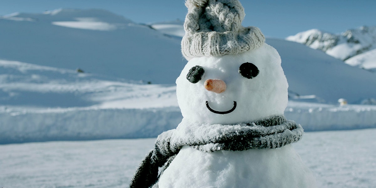 Driving On Snow Safely 7 Helpful Tips From The Expert Bmw Com