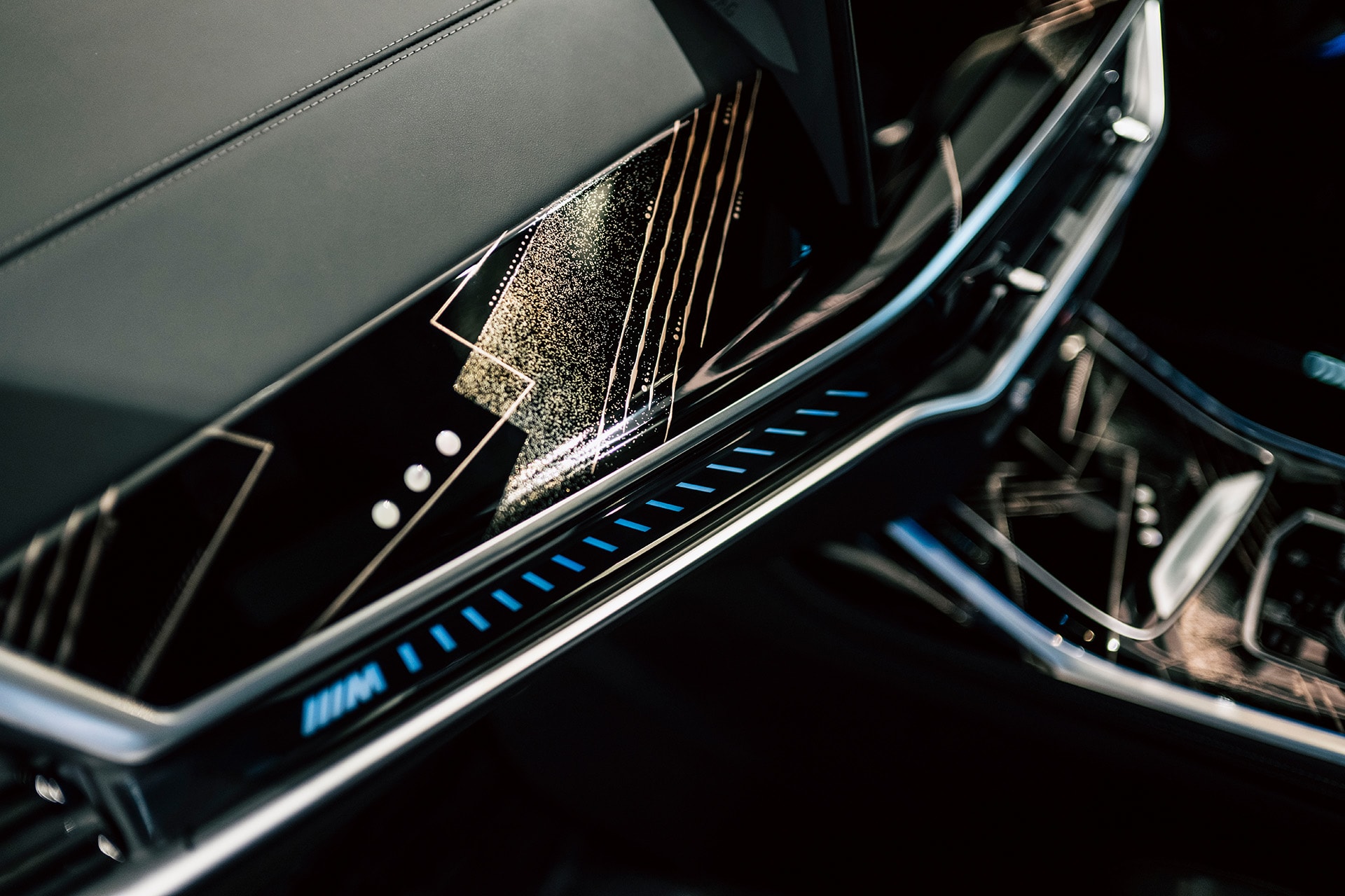BMW X7 BLACK-α