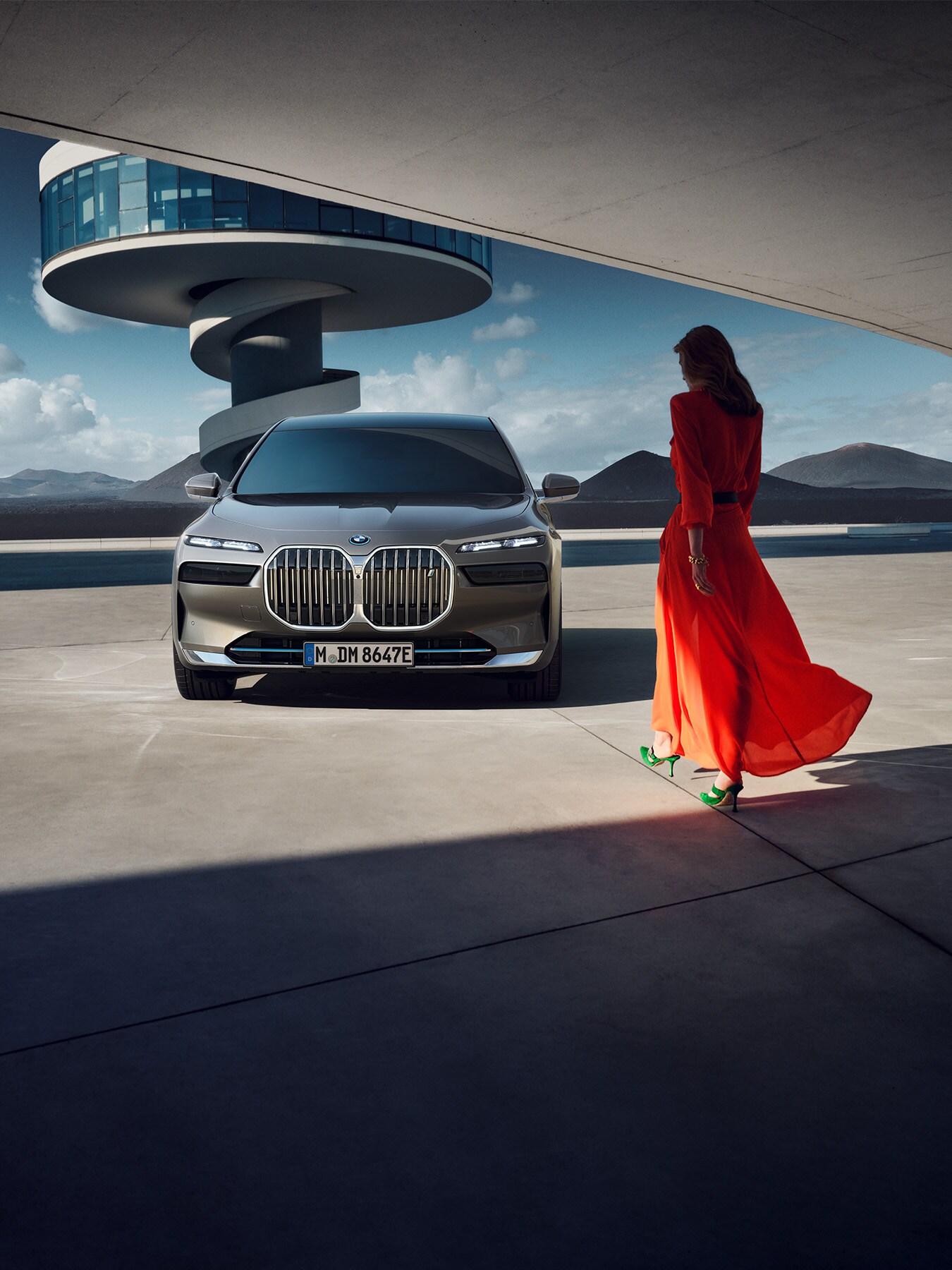 BMW THE SEVEN ART MUSEUMをレポート。