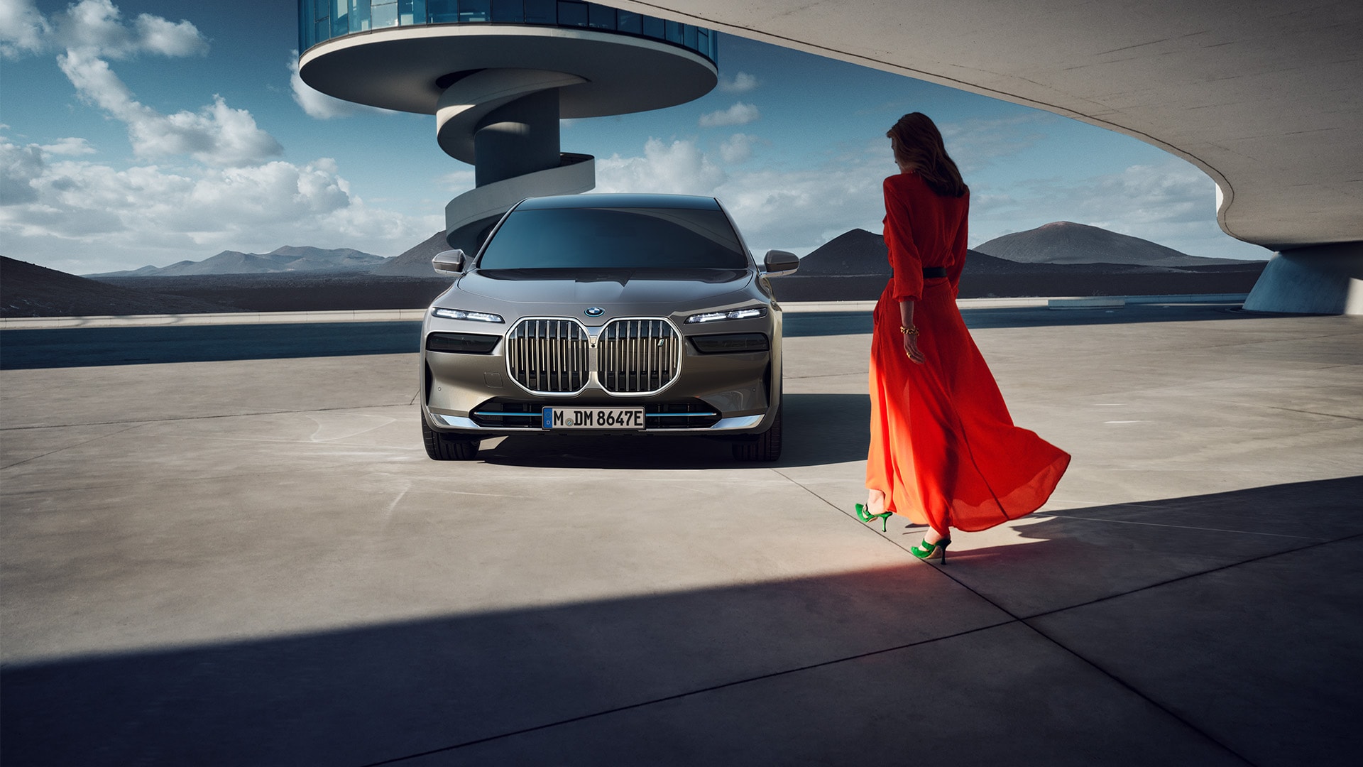 BMW THE SEVEN ART MUSEUMをレポート。