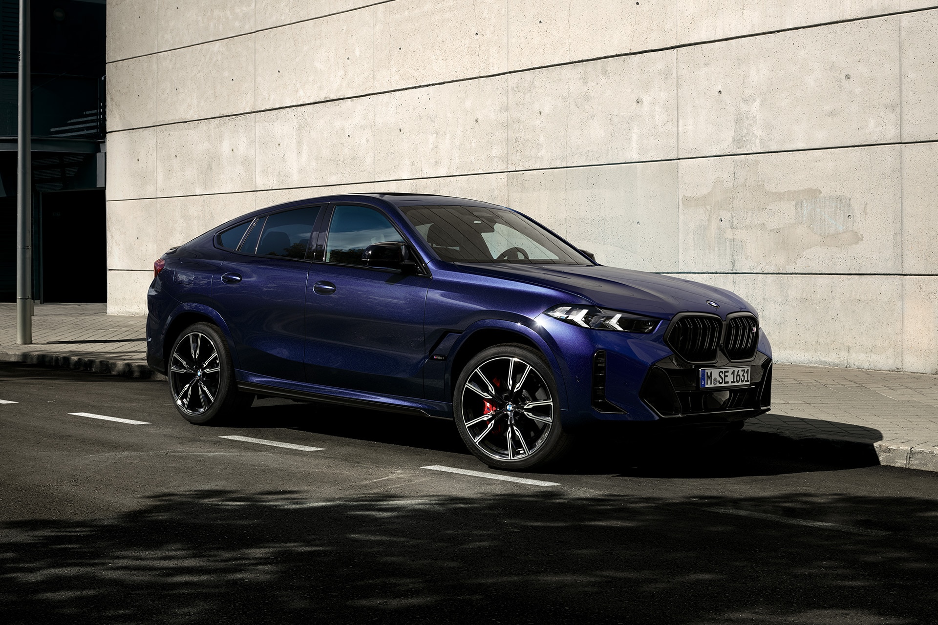 BMW X6 M60i xDrive​